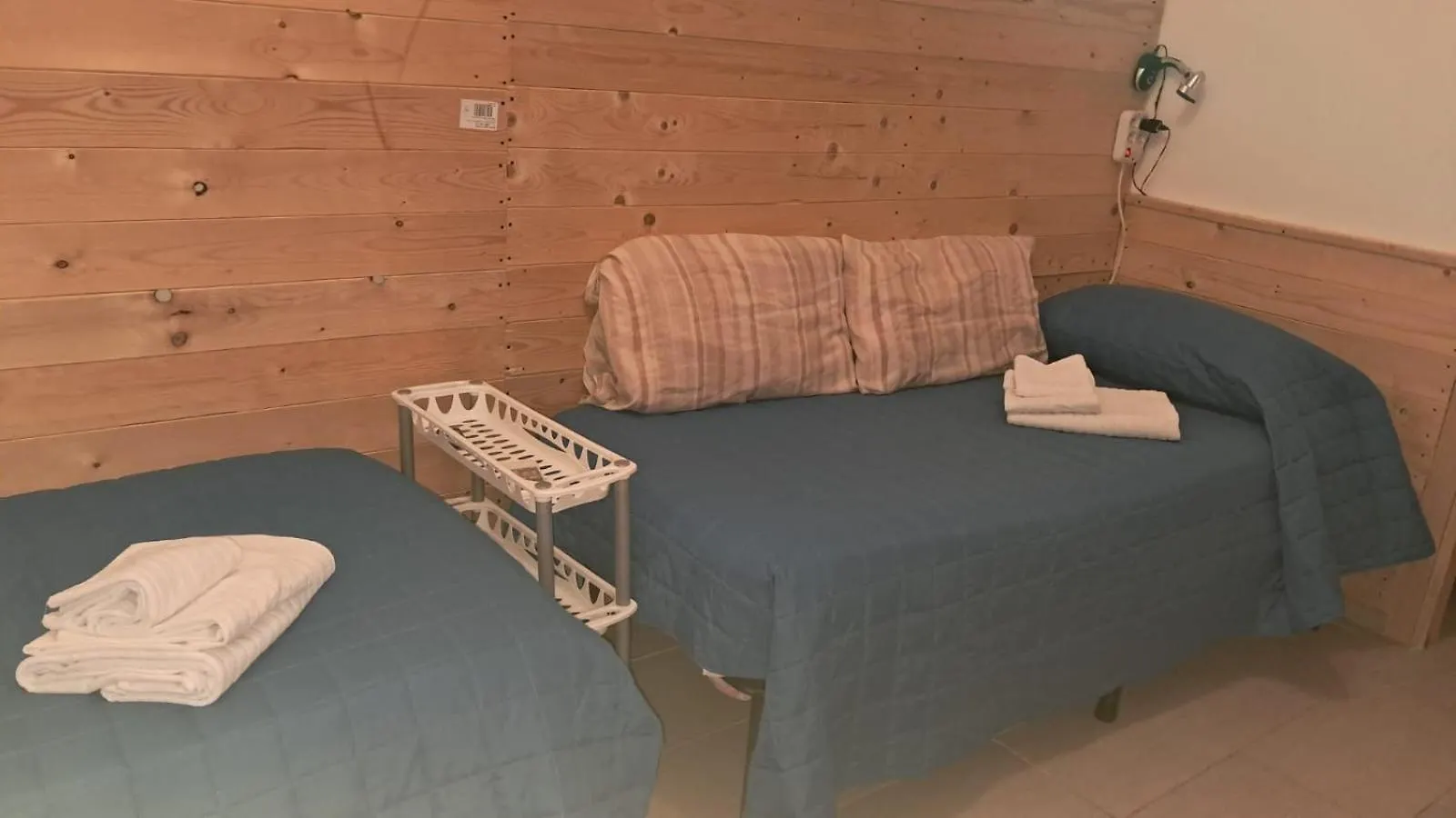 Apartament Dimoramadonnella Bari 0*,
